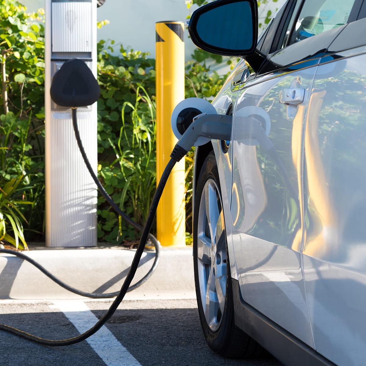 Electric Vehicles - and the key risks surrounding batteries